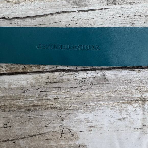 IZOD Leather Belt Sz XL Blue Studded Embossed Western Boho Cowgirl 36” - Picture 11 of 12